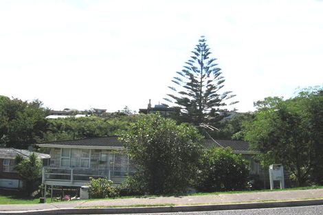 Photo of property in 2/28 Rewi Street, Torbay, Auckland, 0630