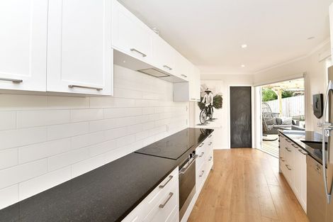 Photo of property in 22 Downer Street, Helensville, 0800