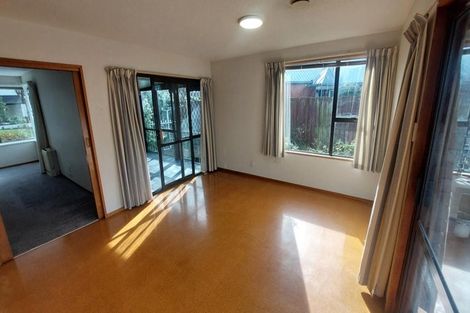 Photo of property in 11 Tripp Place, Ilam, Christchurch, 8041