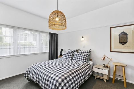 Photo of property in 15 Moir Street, Mount Victoria, Wellington, 6011