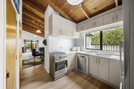 Photo of property in 21c Lorenzen Bay Road, Raglan, 3225