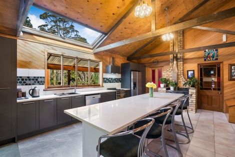 Photo of property in 118 Bethells Road, Waitakere, Henderson, 0781