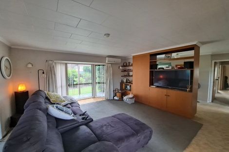 Photo of property in 13a Julian Place, Westown, New Plymouth, 4310