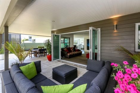 Photo of property in 50 Roto Street, Hurdon, New Plymouth, 4310