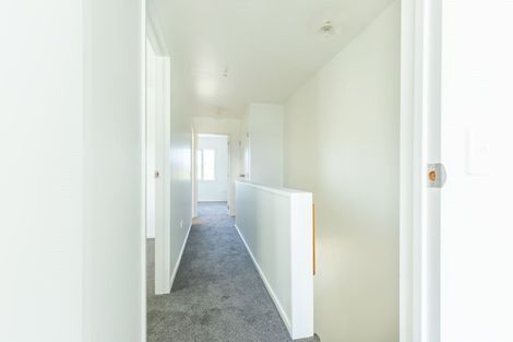 Photo of property in 7/6 John Jennings Drive, Oteha, Auckland, 0632