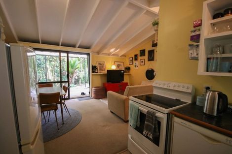 Photo of property in 1913 Paparoa Valley Road, Paparoa, 0571