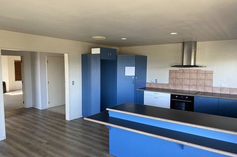 Photo of property in 2/18 Teal Crescent, Beach Haven, Auckland, 0626