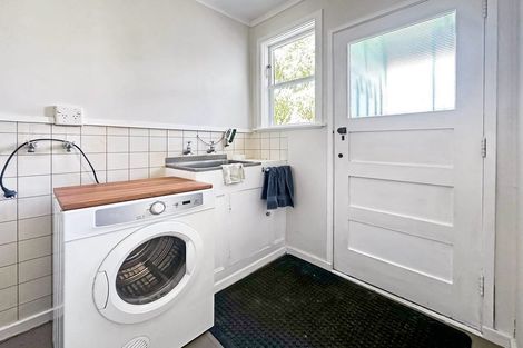 Photo of property in 32 Petherick Street, Taita, Lower Hutt, 5011