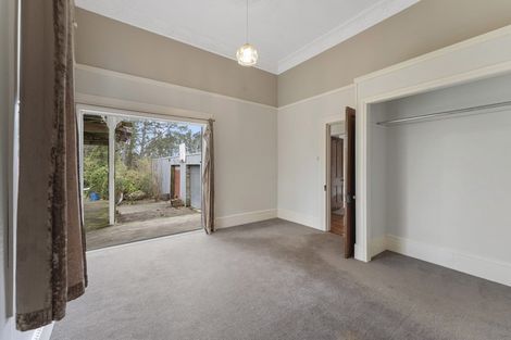 Photo of property in 55 Tarata Road, Inglewood, 4387