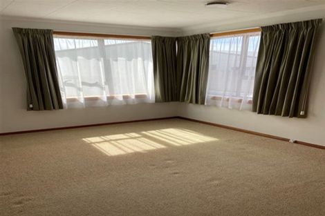 Photo of property in 10 Leistrella Road, Hoon Hay, Christchurch, 8025