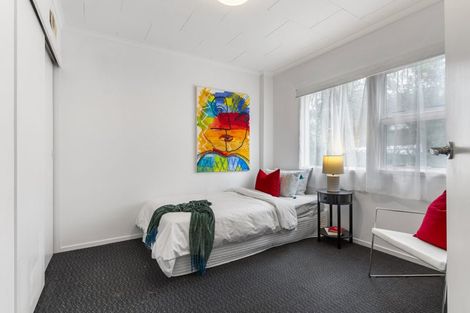 Photo of property in 1/21 Woodcote Drive, Glenfield, Auckland, 0629