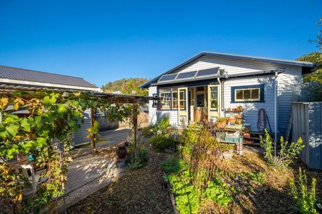 Photo of property in 65 Wellington Street, Nelson South, Nelson, 7010