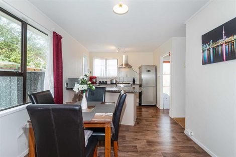 Photo of property in 23 Armada Drive, Ranui, Auckland, 0612