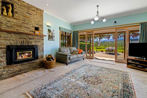 Photo of property in 1031 Earnscleugh Road, Earnscleugh, Alexandra, 9391