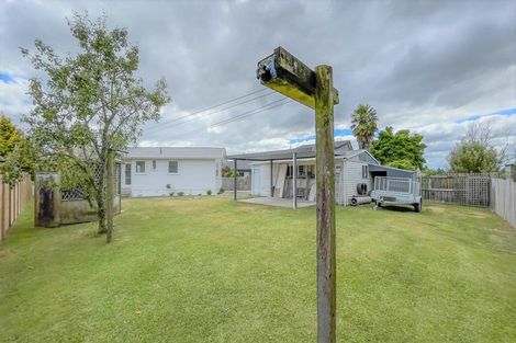 Photo of property in 5 Oxford Street, Tirau, 3410