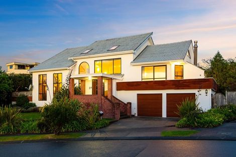 Photo of property in 14 Portage Place, Whitby, Porirua, 5024
