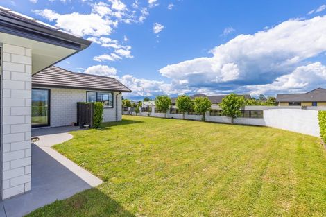 Photo of property in 2 Oak Ridge Drive, Te Awamutu, 3800