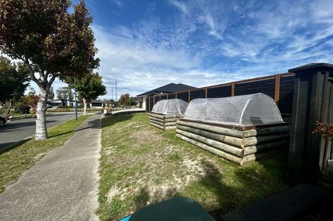 Photo of property in 1 Waireka Street, Pegasus, 7612