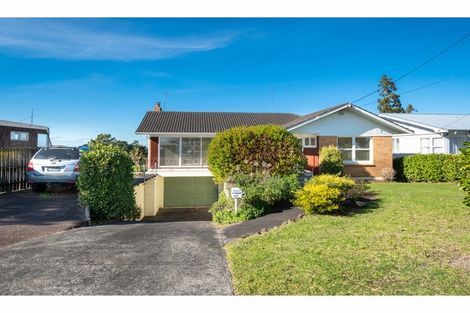Photo of property in 417 Don Buck Road, Massey, Auckland, 0614