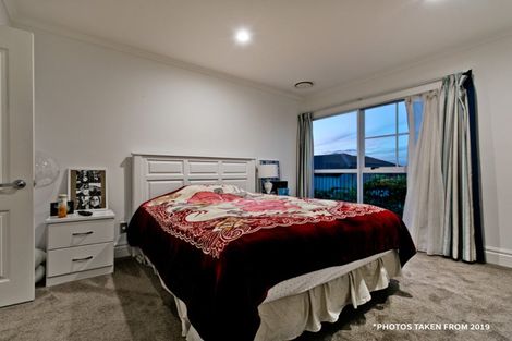 Photo of property in 18 Mansion Court, West Harbour, Auckland, 0618