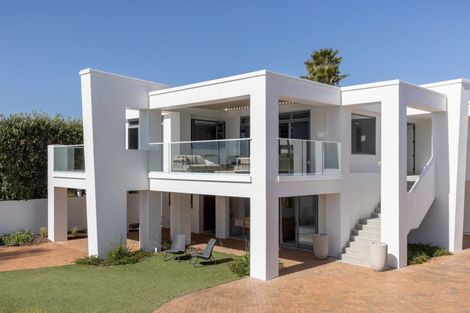 Photo of property in 94 Marine Parade, Mount Maunganui, 3116