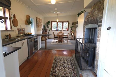 Photo of property in 8874 Paeroa Kopu Road, Puriri, Thames, 3578