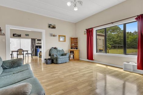 Photo of property in 61 Swinburn Street, Dannevirke, 4930