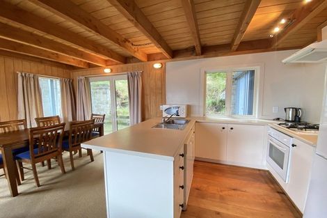 Photo of property in 11b Mckerrow Place, Sunshine Bay, Queenstown, 9300