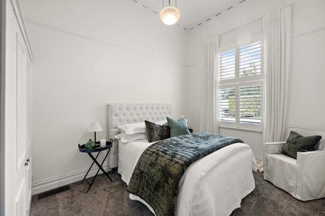 Photo of property in 70 Pomona Road, Kumeu, 0891