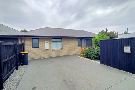 Photo of property in 1/7 Arosa Place, Parklands, Christchurch, 8083