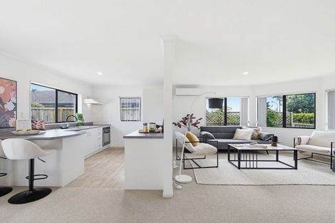 Photo of property in 4 Waitoa Street, Waiuku, 2123