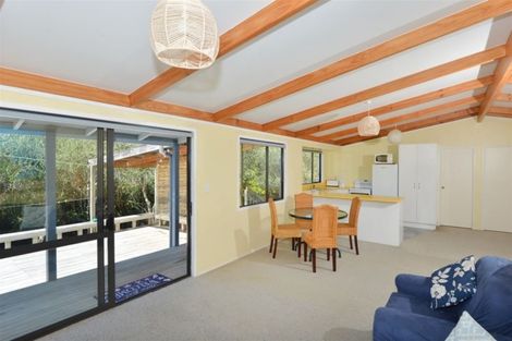 Photo of property in 44 Te Maika Road, Ngunguru, Whangarei, 0173
