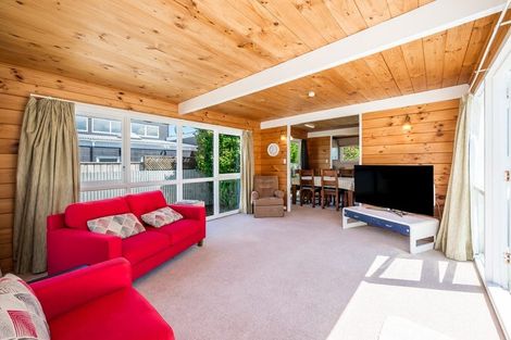 Photo of property in 4 Rimu Street, Waikanae, 5036