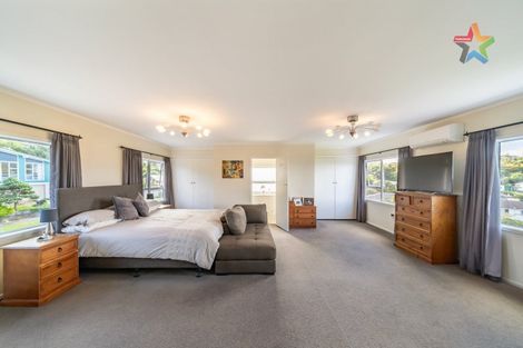 Photo of property in 7 Acacia Avenue, Maungaraki, Lower Hutt, 5010