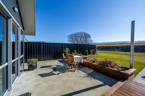 Photo of property in 5 Half Time Close, Omakau, 9376