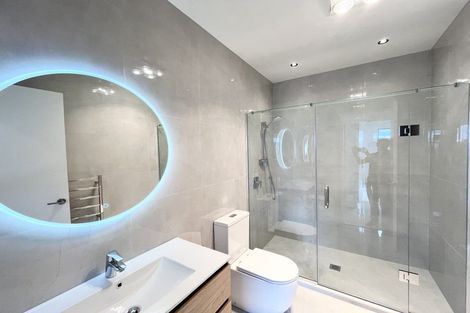 Photo of property in 3 Kuaha Road, Massey, Auckland, 0614