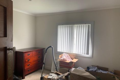 Photo of property in 665 Swanson Road, Swanson, Auckland, 0612