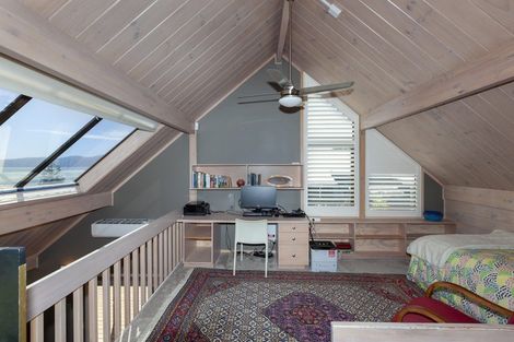 Photo of property in 5 Kohutuhutu Road, Raumati Beach, Paraparaumu, 5032