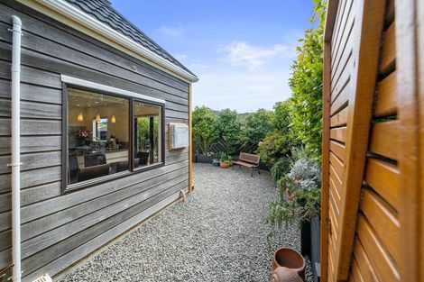 Photo of property in 56 Frobisher Street, Island Bay, Wellington, 6023