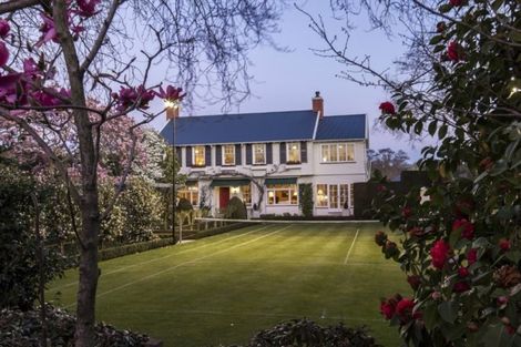 Photo of property in 52 Holmwood Road, Merivale, Christchurch, 8014