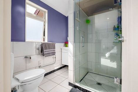 Photo of property in 76 Saint James Drive, Huntington, Hamilton, 3210