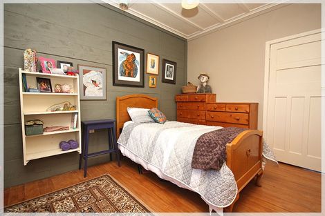 Photo of property in 42 Nuku Street, Tangimoana, 4822