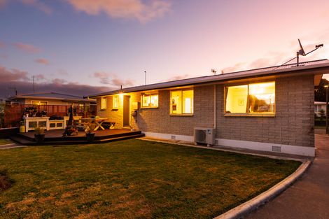 Photo of property in 31 Anakiwa Street, Kelvin Grove, Palmerston North, 4414