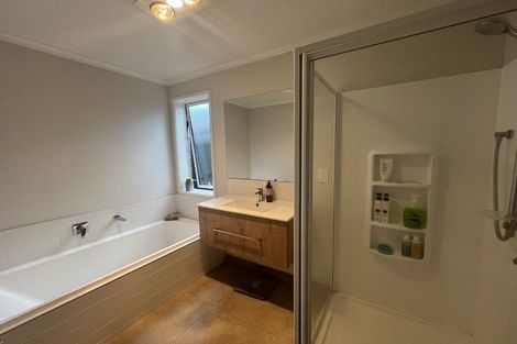 Photo of property in 8 Roslyn Farm Street, Ramarama, 2579