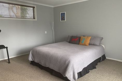 Photo of property in 37 Spinnaker Drive, Whitby, Porirua, 5024