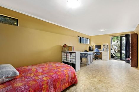 Photo of property in 2/9 Cashmere Place, Glenfield, Auckland, 0629