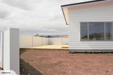 Photo of property in 4 Seagrass Place, Otaki Beach, Otaki, 5512