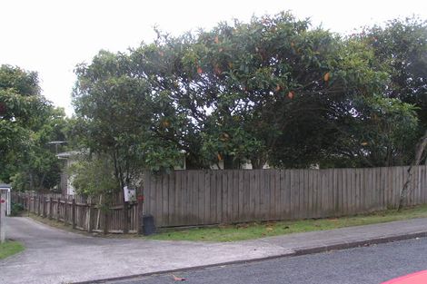 Photo of property in 2 Altona Road, Forrest Hill, Auckland, 0620