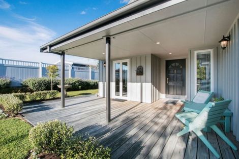 Photo of property in 21 Highfields Drive, Katikati, 3129