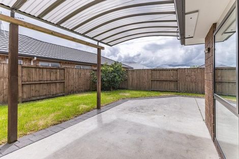 Photo of property in 8 Piwakawaka Court, Rototuna North, Hamilton, 3210